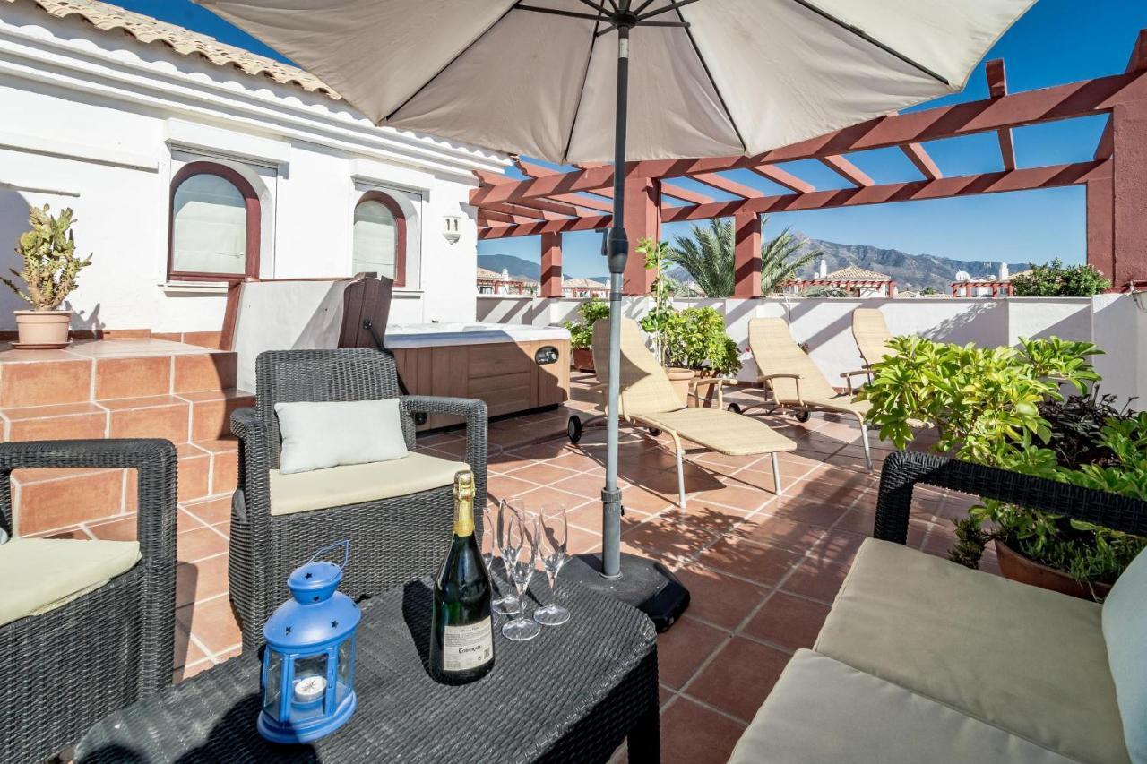 Seaside 3 Bedroom Penthouse Next To The In San Pedro Appartamento
