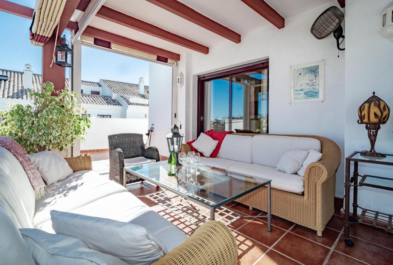 Seaside 3 Bedroom Penthouse Next To The In San Pedro Appartamento