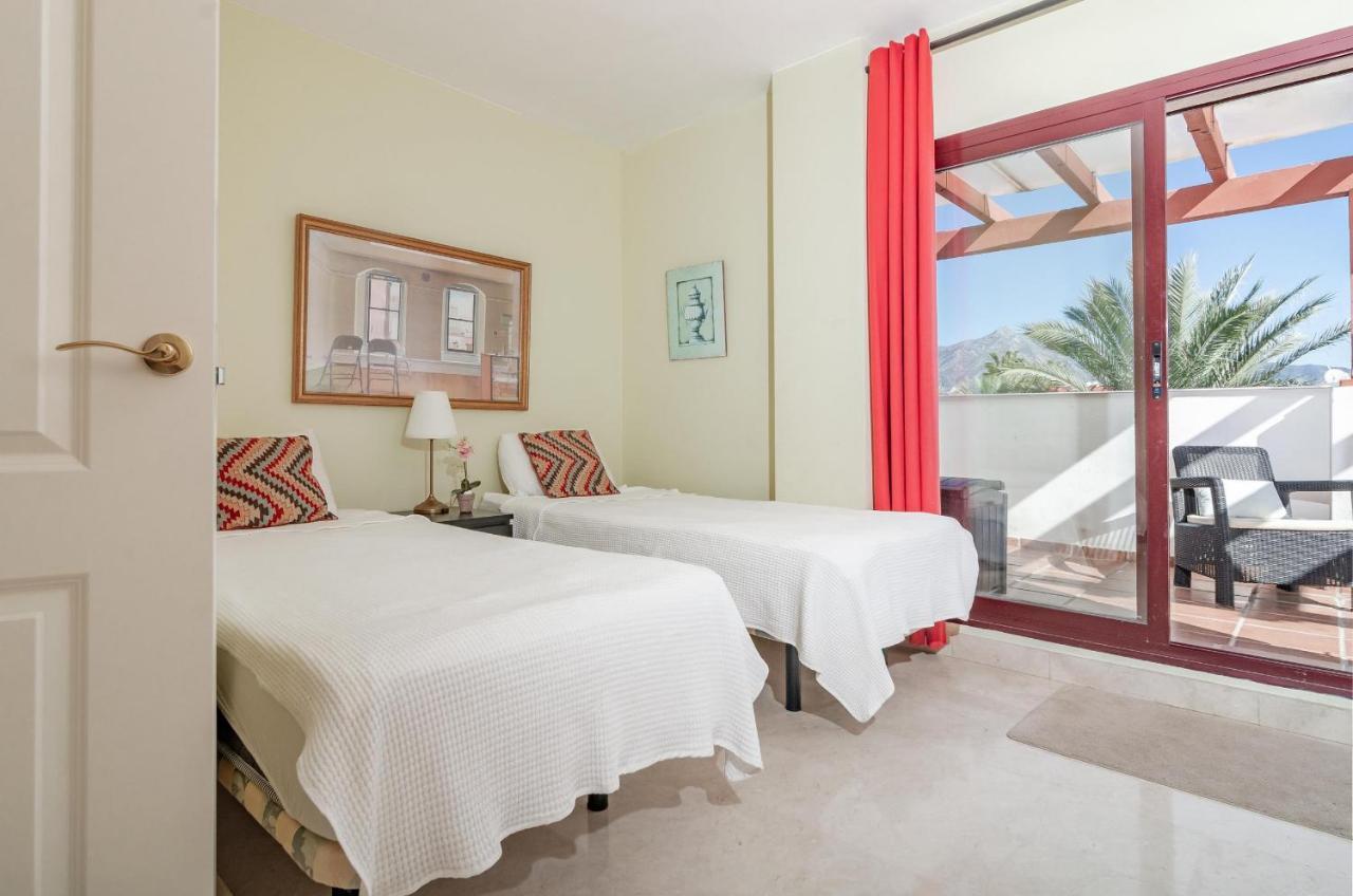 Seaside 3 Bedroom Penthouse Next To The In San Pedro *