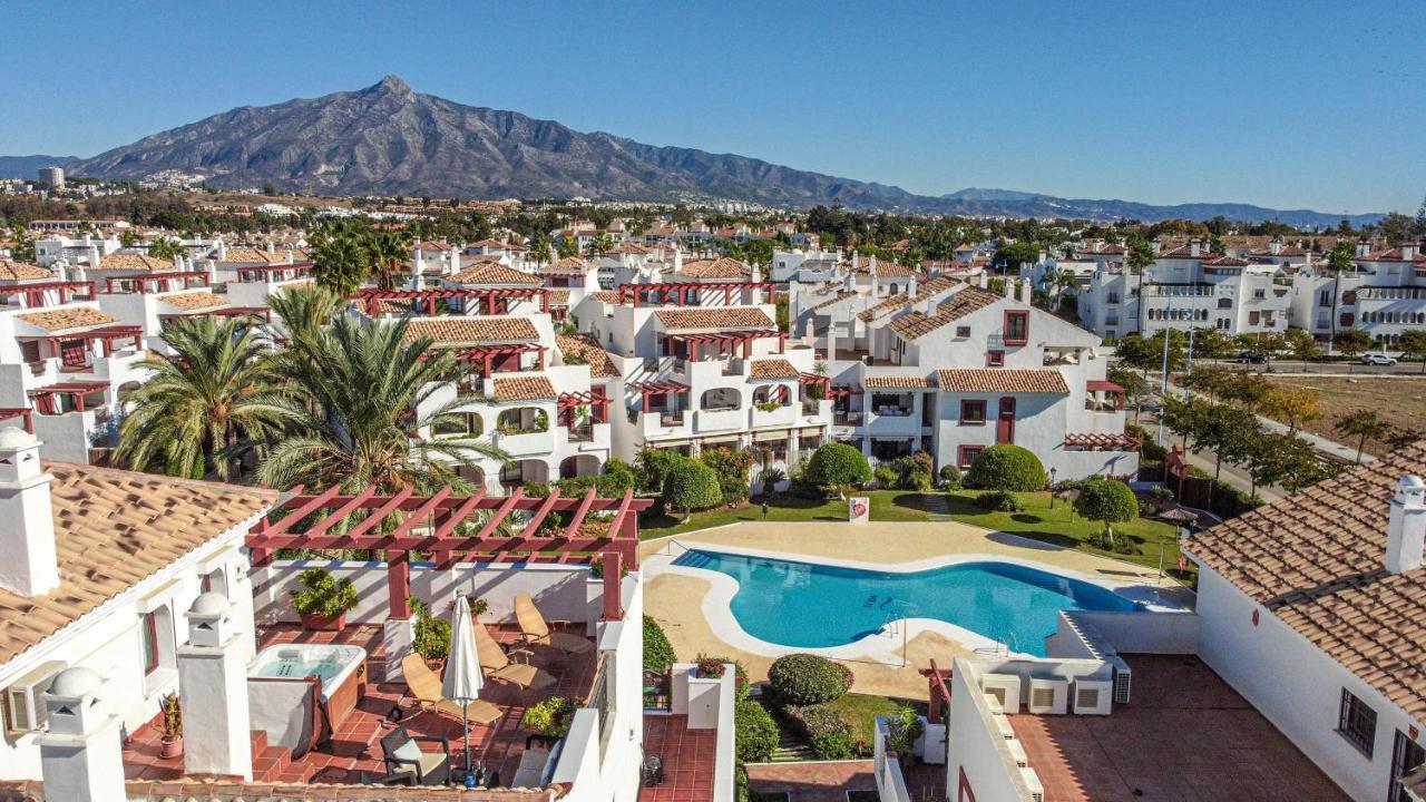 Seaside 3 Bedroom Penthouse Next To The In San Pedro *